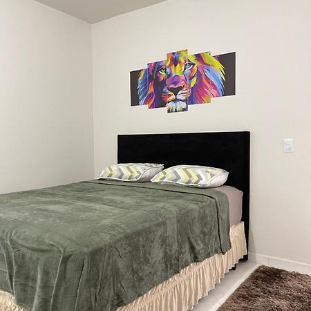 Linda Suite Proxima Ao Aeroporto E Jardim Botanico Curitiba Bagian luar foto